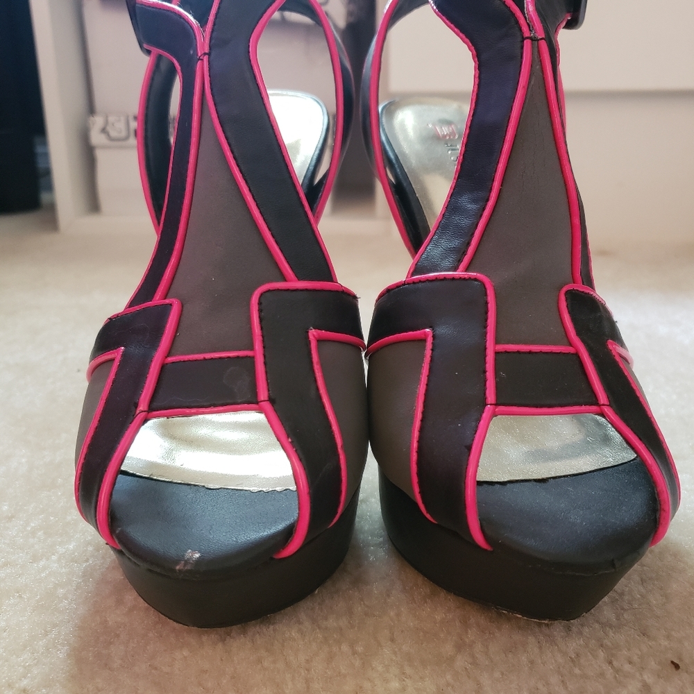 JustFab black and pink high heels - Picture 2 of 7